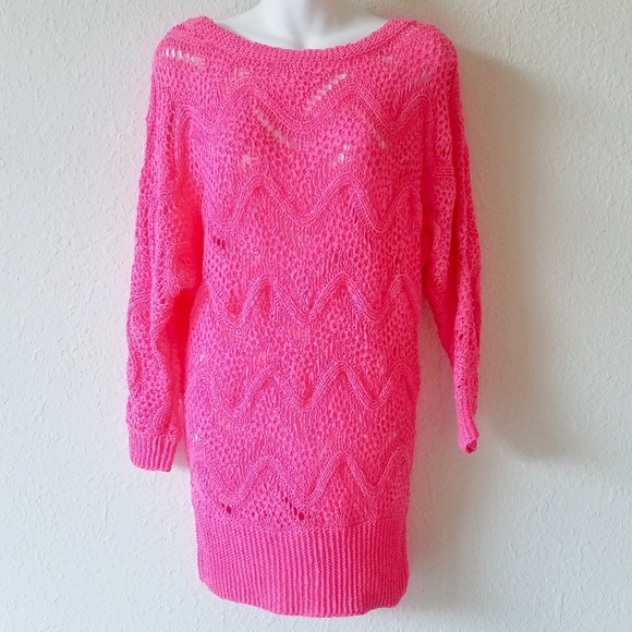 Lilly Pulitzer Tops - Lilly Pulitzer Ribbon Knit Hot Pink Sweater Size S